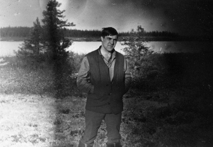   .   ,     " ":     ,   - .