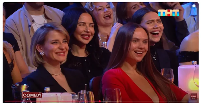 Modern... - Laughter (reaction), Comedy club, A wave of posts, Sadness, Memes, Humor