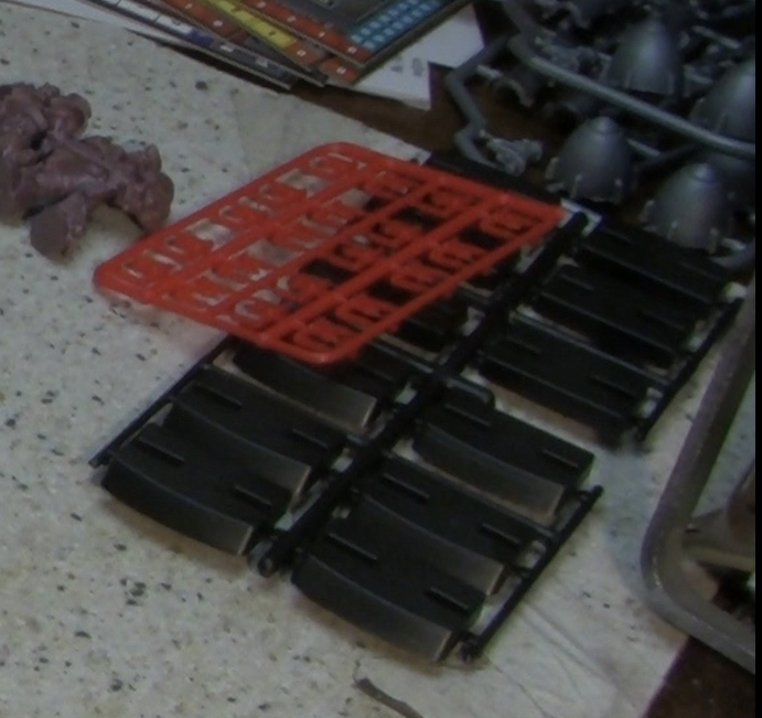 Литник с подставками (тоже не записался нормальный кадр:()