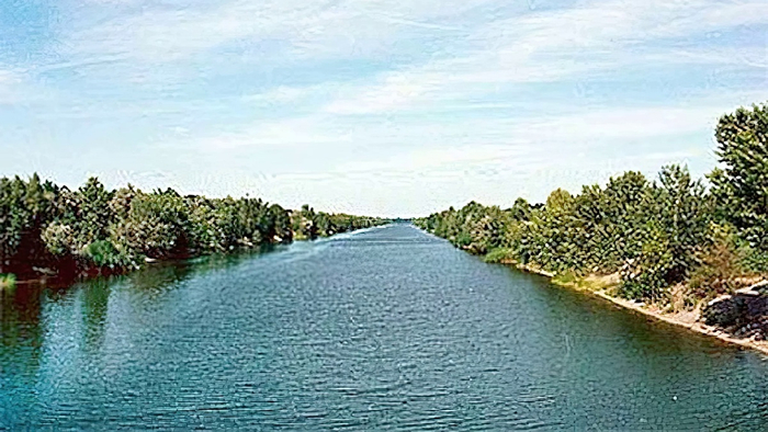 Теджен на Ирано-Туркменской границе в среднем течении.