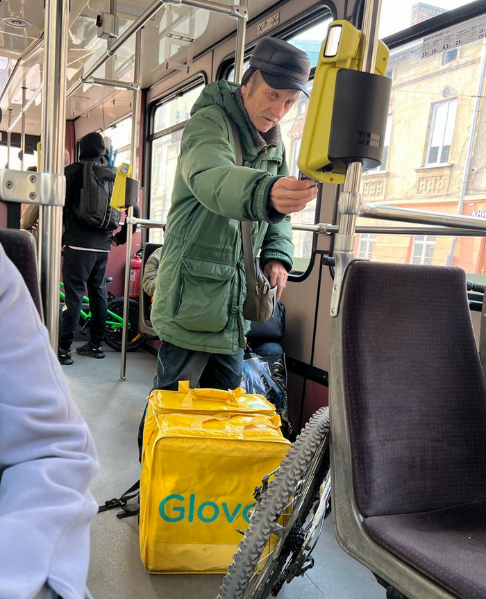       , , , , , Glovo, ,   