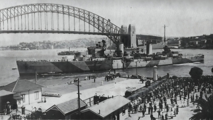 Встреча HMAS "Сидней" в Австралии после возвращения со Средиземноморского театра боевых действий, 10 февраля 1941 года