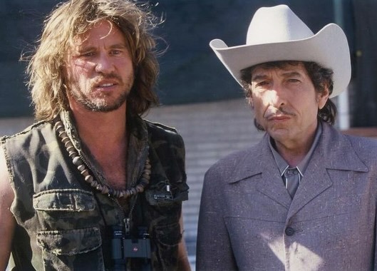 Вэл Килмер (дрессировщик) и Боб Дилан (Джек Фейт).