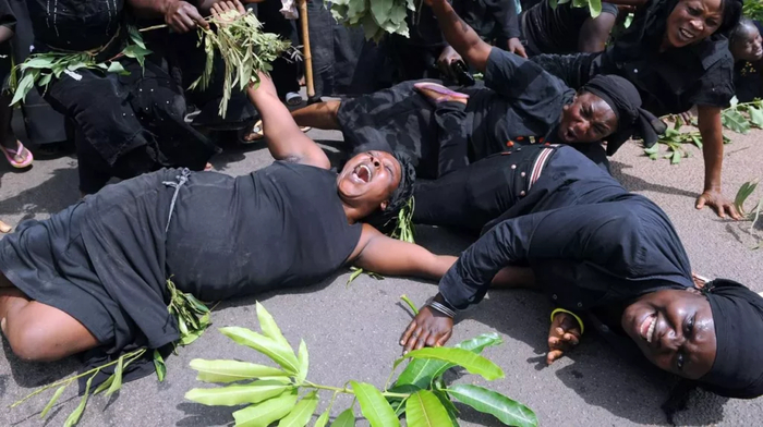 Ганские плакальщицы