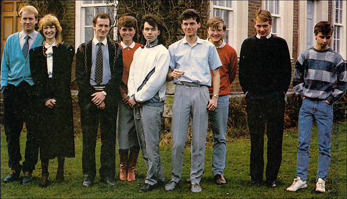    Ultimate,    1988 .    ,     