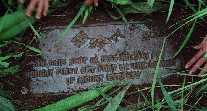 Водный мир: настоящая природа Моряка и секретный финал фильма, который многие не видели Рецензия, Экранизация, Обзор фильмов, Обзор, Фантастика, Водный Мир, Кевин Костнер, Фильмы, Научная фантастика, Постапокалипсис, Море, Океан, Боевики, Приключения, Лор вселенной, Персонажи, Длиннопост