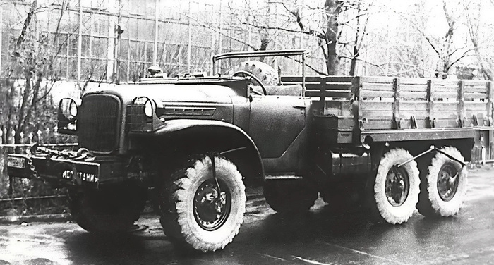 ЗИС-128А с лебёдкой