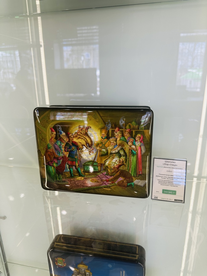 Слов нет, до чего красиво выглядит шкатулка.