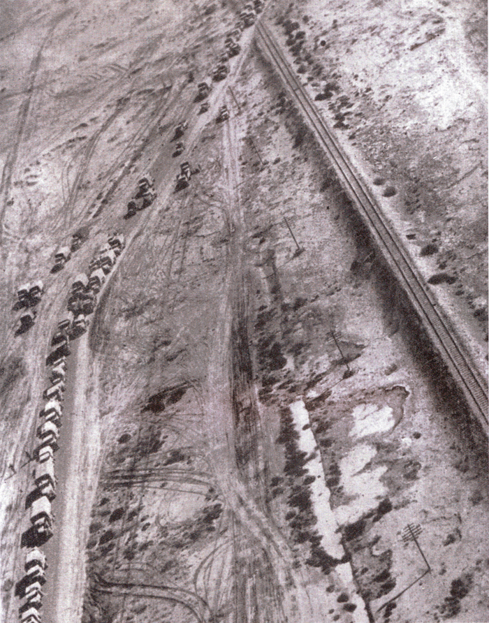 Вдоль железной дороги