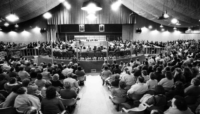 Трагедия 1981 года: как поддельное масло убило тысячи испанцев История (наука), Катастрофа, Испания, Масло, Длиннопост, ВКонтакте (ссылка) Трагедия 1981 года: как поддельное масло убило тысячи испанцев История (наука), Катастрофа, Испания, Масло, Длиннопост, ВКонтакте (ссылка)