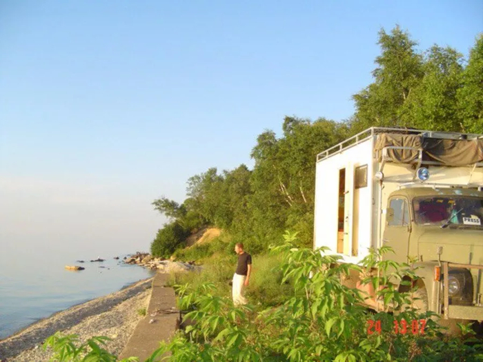 Вот первый раз в Бурятии на берегу Байкала — 2005 год