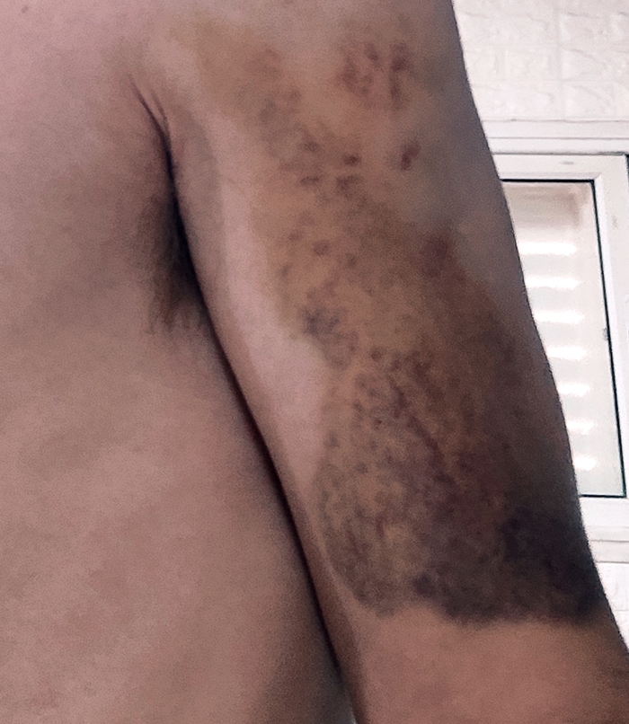 ����� ����