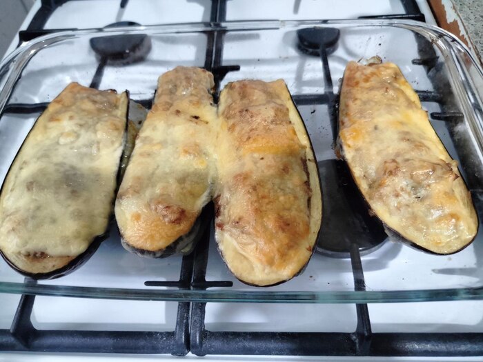 Хотел сегодня приготовить картофельное пюре с куриными голяшками, но моя жена имела на ужин совсем другие планы...