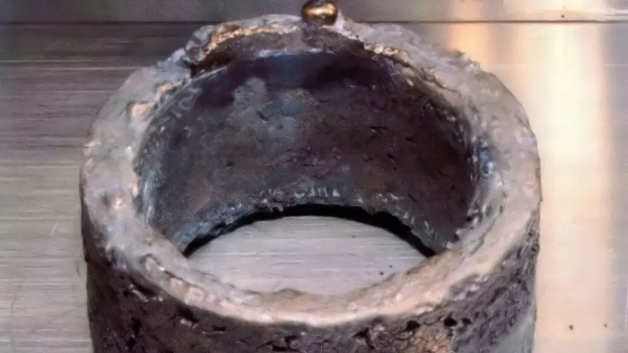 Кольцо чистого электрорафинированного оружейного плутония (99,996 %)