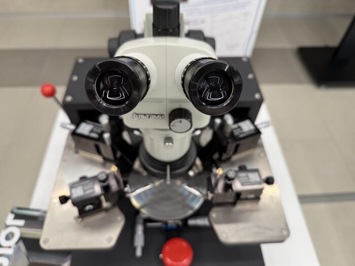 Ростех разработал отечественные зондовые станции для контроля микроэлектроники