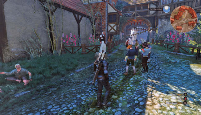 в центре нижнего города, к востоку от рынка на площади Иерарха.