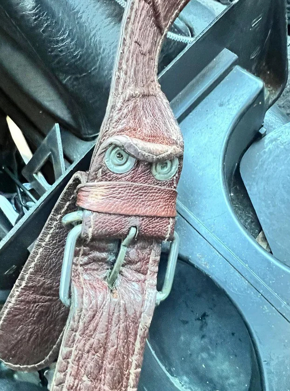   !    ! , , , 