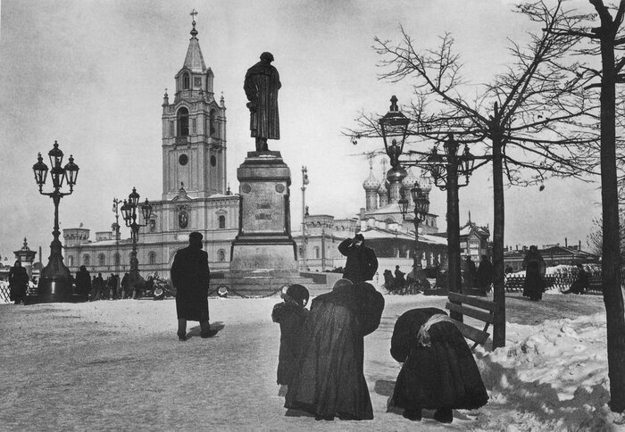  XIX . ,   .      .   1937 .