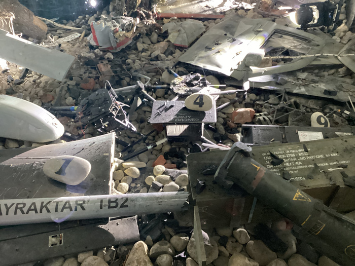 Стеклянный пол