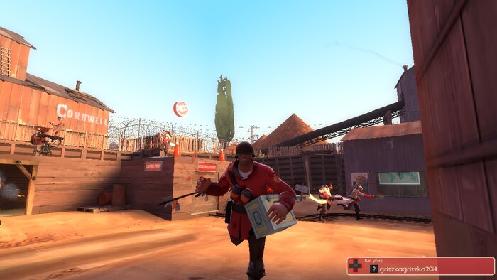 Вот такой забавный скриншот я сделал во время игры в TF 2