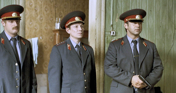 Александр Мосин крайний справа