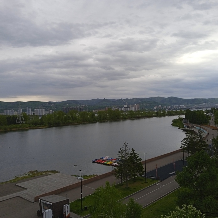    .        (),     (  (