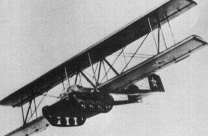 Танкоплан. Советский летательный аппарат А-40.