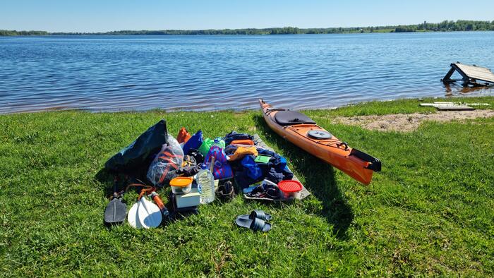 Мой “дом на воде” и все, что нужно загрузить. Предстоит много работы!