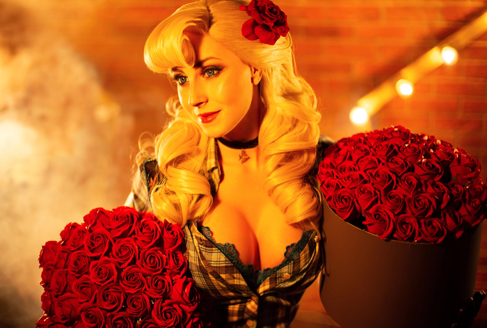   | DC Bombshells ,  , DC Comics, ,  (), 