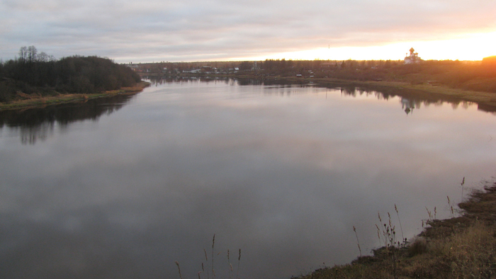 Излучина реки Волхов. Фото 2011 года.