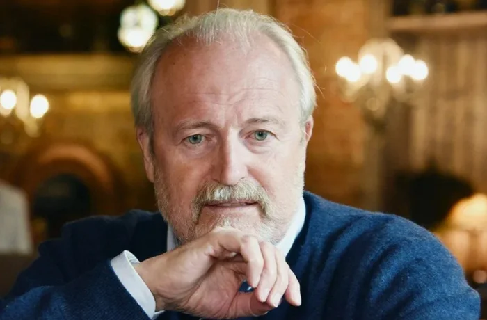 Как снимали фильм 72 метра: кадры со съемок и 15 интересных фактов о фильме 72 метра, Фильмы, Российское кино, 2000-е, Подводная лодка, Курск, Актеры и актрисы, Андрей Краско, Море, Яндекс Дзен (ссылка), Длиннопост Как снимали фильм 72 метра: кадры со съемок и 15 интересных фактов о фильме 72 метра, Фильмы, Российское кино, 2000-е, Подводная лодка, Курск, Актеры и актрисы, Андрей Краско, Море, Яндекс Дзен (ссылка), Длиннопост