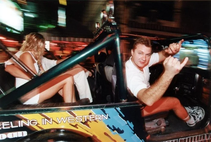 «Революция в натуре». Колоритные фото 90-х годов Фотография, Историческое фото, 90-е, Бандиты, Длиннопост, Повтор