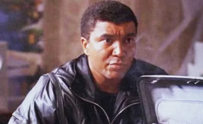 Как проходили съёмки фильма «Жмурки»: закулисные кадры и два десятка любопытных фактов об этой культовой ленте Фото со съемок, Фильмы, Длиннопост, Российское кино Как проходили съёмки фильма «Жмурки»: закулисные кадры и два десятка любопытных фактов об этой культовой ленте Фото со съемок, Фильмы, Длиннопост, Российское кино