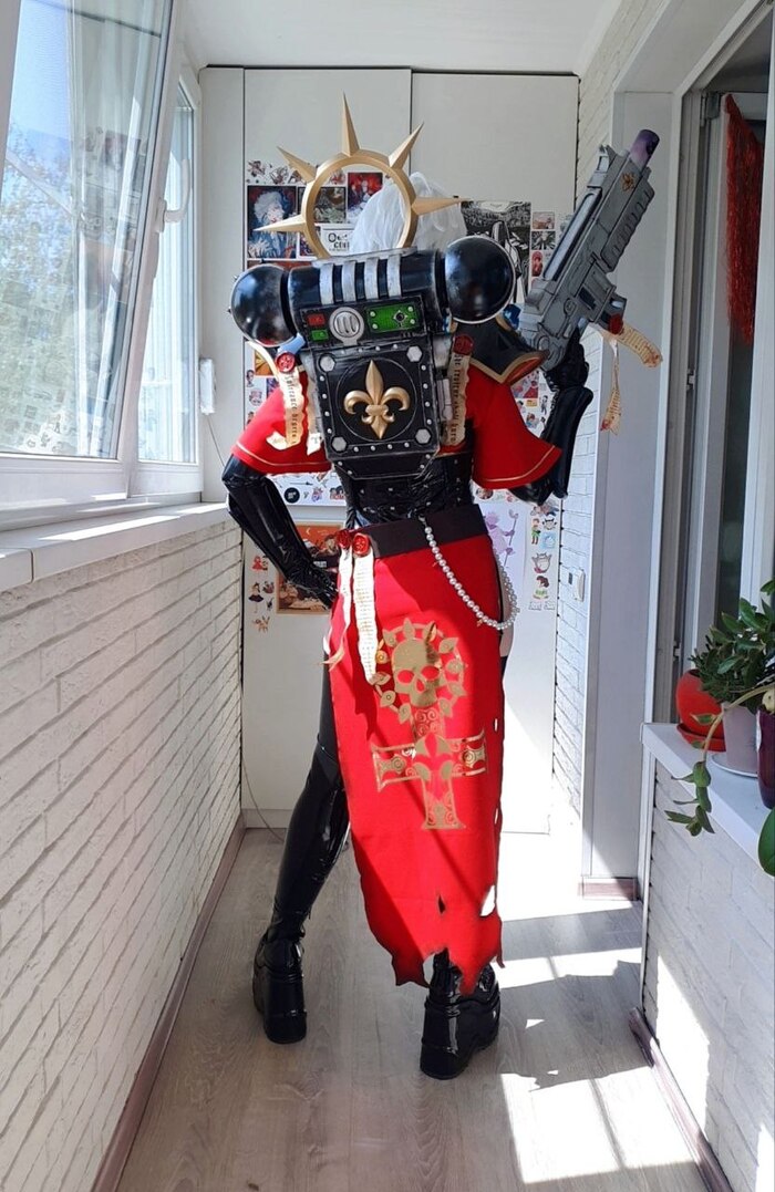 Фембой Сороритас по арту Celestial Fang