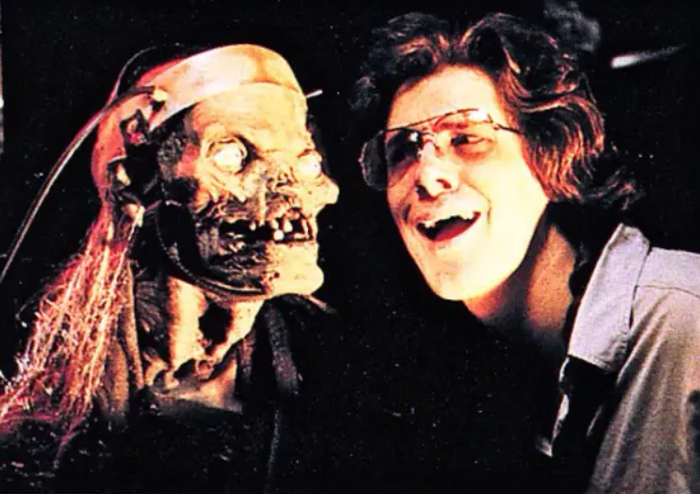 Создатель куклы хранителя склепа - Кевин Ягнер