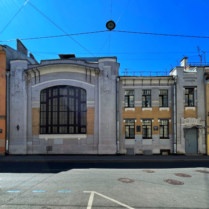 Здание Подьяческой трансформаторной подстанции городского трамвая. Большая Подьяческая 27.