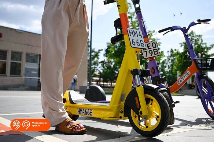 30 тысяч аккаунтов несовершеннолетних пользователей заблокировали операторы проката со старта сезона в Москве