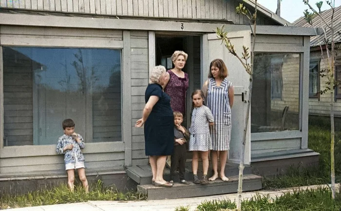 Подборка простых и потрясающих фотографий эпохи СССР. 20 раскрашенных фотографий. Часть 25 СССР, Фотография, Старое фото, 20 век, 60-е, 50-е, 40-е, 1930-е, 70-е, 80-е, Детство в СССР, Сделано в СССР, Историческое фото, Колоризация, Длиннопост