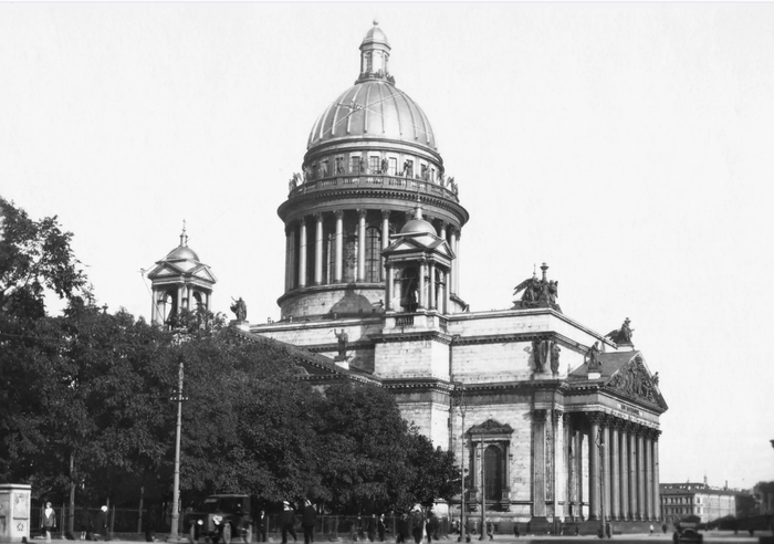 Исаакиевский собор в 1920 – 1930 гг.