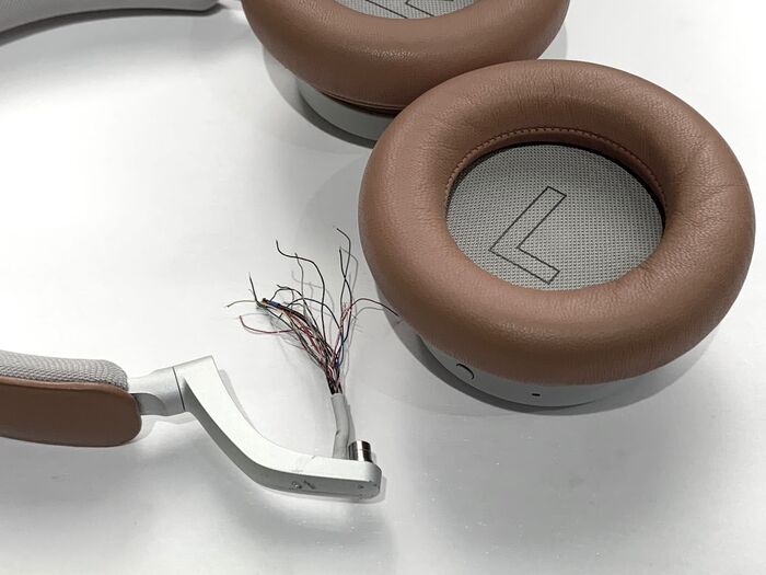     Beoplay HX , ,  