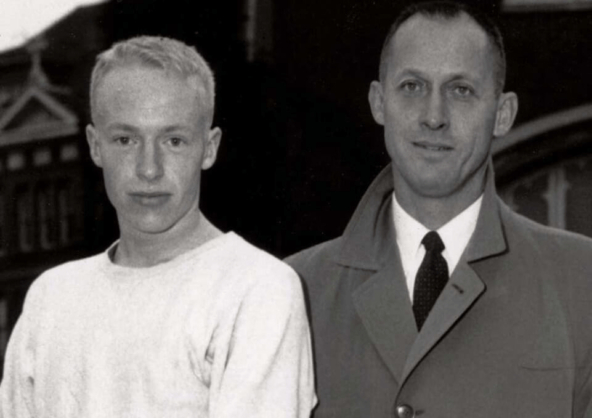 тоже со школьной/институтской скамьи началась дружба