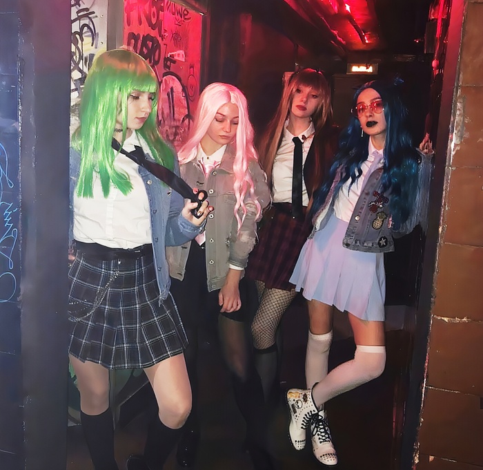 аа ещё аниме и мангу панков шоппинг и брендовые шмотки свидания в Ростик'се (т.е. KFC) Крафт-пиво Хард-лимонад Энергетики «Драйв Ми» Шампанское