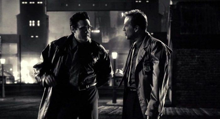 "Город грехов" (2005). С Брюсом Уиллисом.