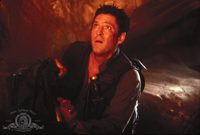 "Особь" (1995).