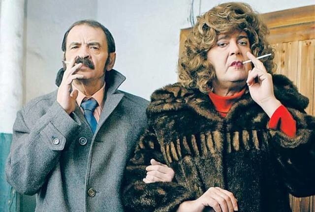 Кадр из телевизионной сатирической программы «Городок»