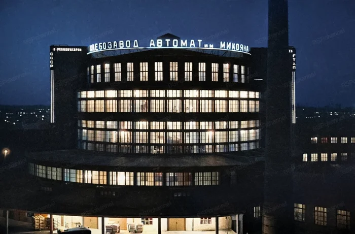 Жизнь Советской Москвы в 30-е годы. 20 раскрашенных фотографий. Часть 4 Историческое фото, 20 век, Старое фото, История города, Москва, Столица, 1930-е, Фотография, Колоризация, СССР, Длиннопост