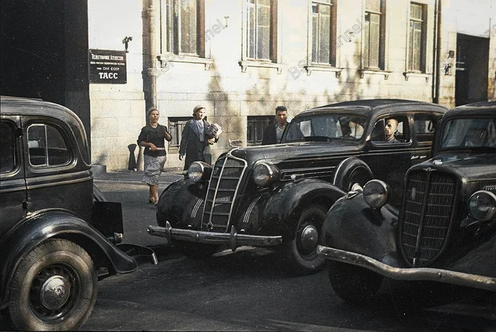 Жизнь Советской Москвы в 30-е годы. 20 раскрашенных фотографий. Часть 4 Историческое фото, 20 век, Старое фото, История города, Москва, Столица, 1930-е, Фотография, Колоризация, СССР, Длиннопост