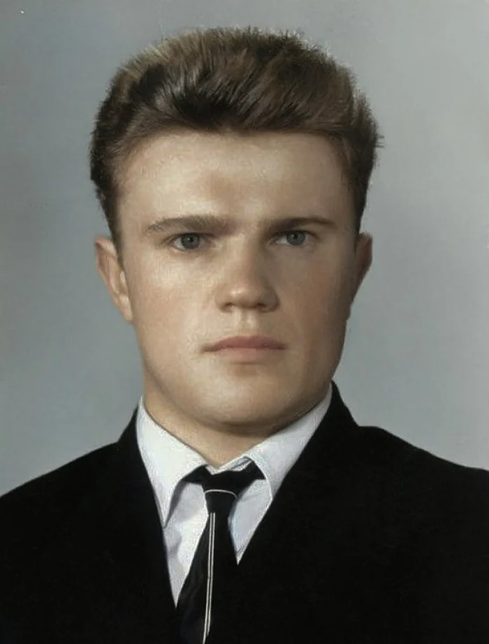 Интересная фотоподборка известных личностей СССР и Мира в детстве и юности. 20 раскрашенных фотографий. Часть 2 20 век, Старое фото, Знаменитости, Актеры и актрисы, Фотография, Колоризация, Музыканты, Биография, Длиннопост