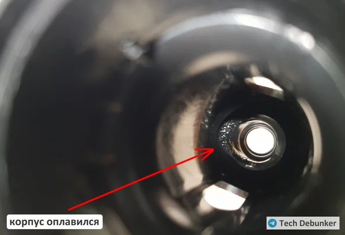 Краткий разбор фейковой зарядки в прикуриватель, которая прикончит ваши гаджеты Зарядное устройство, Фейк, Обман клиентов, Опасность, Маркетплейс, Защита прав потребителей, Длиннопост