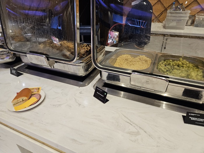 В 4 утра были макарошки, печень